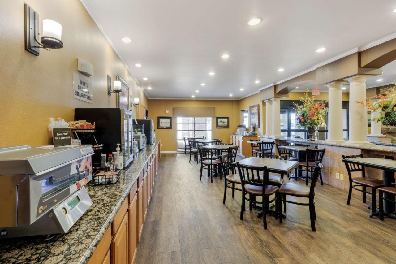 Best Western Plus Red River Inn Clarendon Ngoại thất bức ảnh